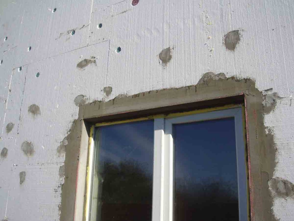Рекомендации по отделке откосов окна внутри и снаружи: варианты, материалы, пошаговые инструкции