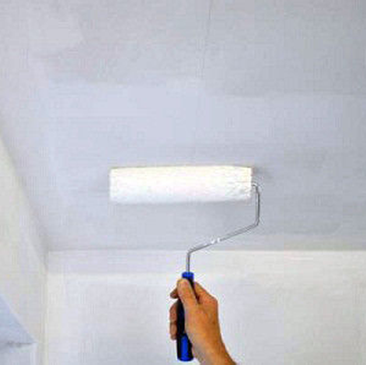 Нужно ли грунтовать потолок перед покраской водоэмульсионной краской: как по старой