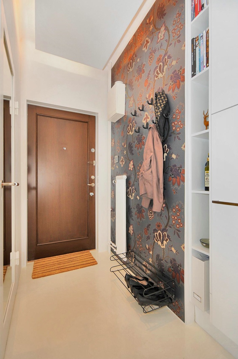 Дизайн маленькой прихожей: мебель в современном стиле, интерьер коридоров со шкафом
 - 39 фото
