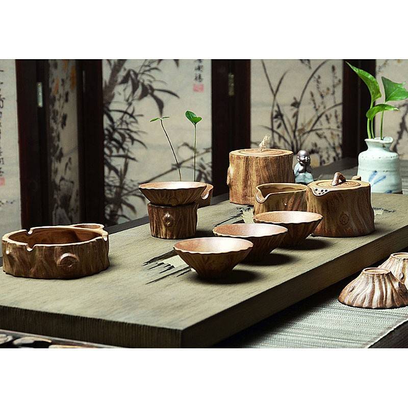 Своеобразная платформа из керамической посуды от Yusuke Seki