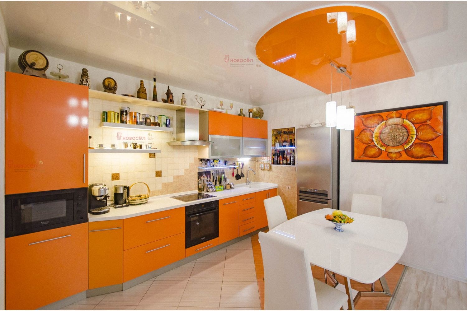 Оттенки оранжевого: с чем сочетается апельсиновый цвет в интерьере кухни со стенами и гарнитуром, фартуком