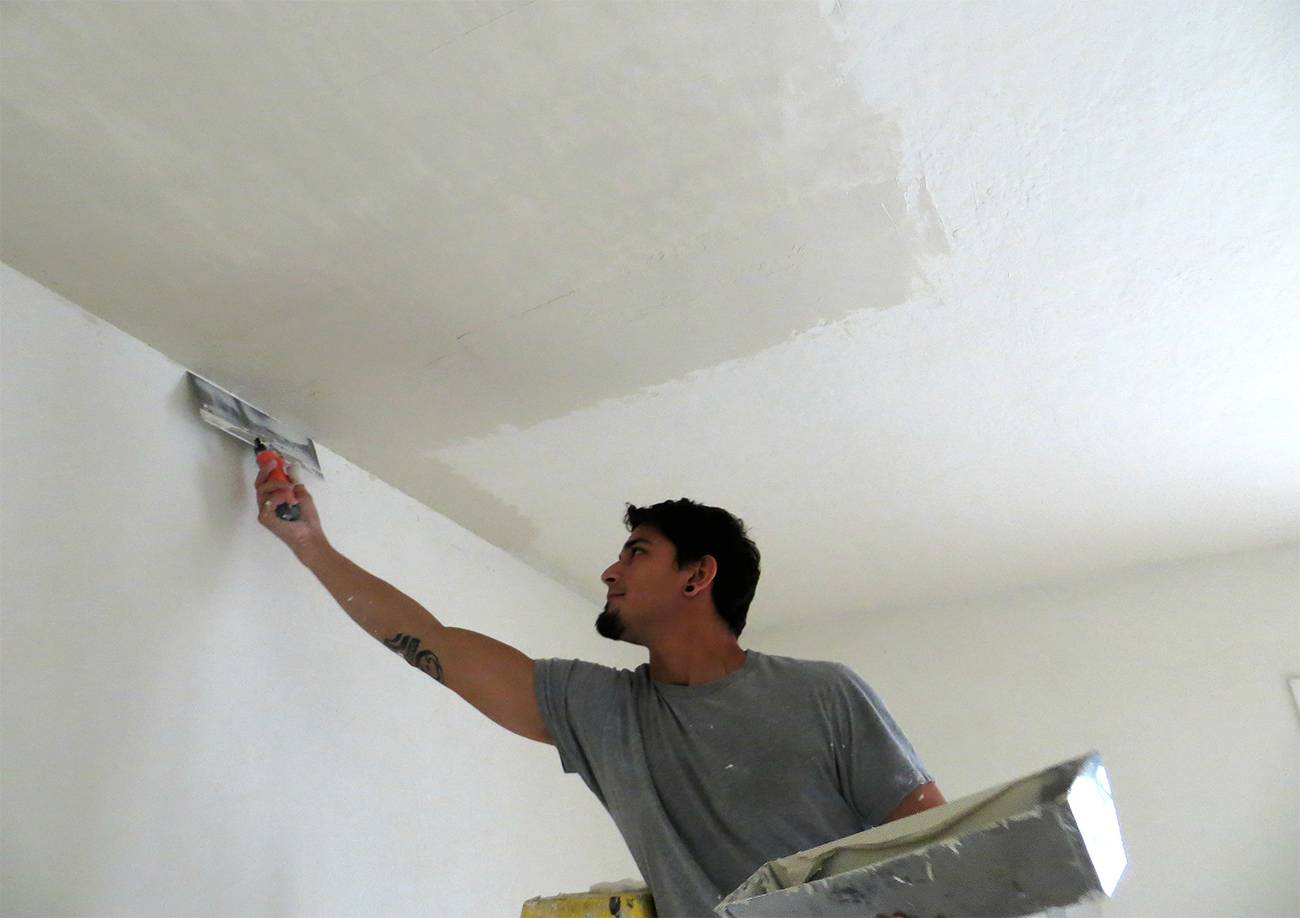 Как и какими шпаклёвками шпаклевать потолок. | блог сайта lomrem.ru