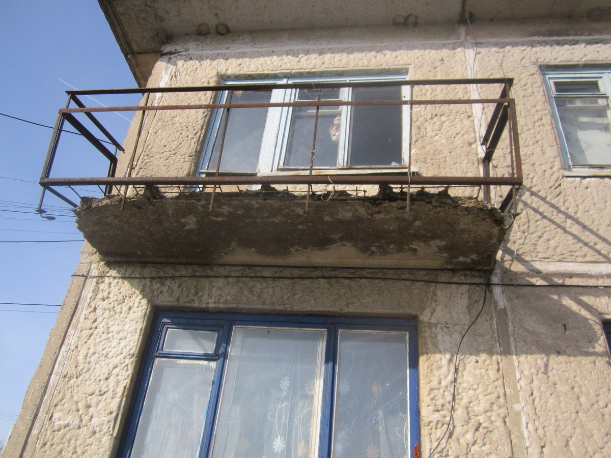 Кто должен проверять и ремонтировать мой балкон?
