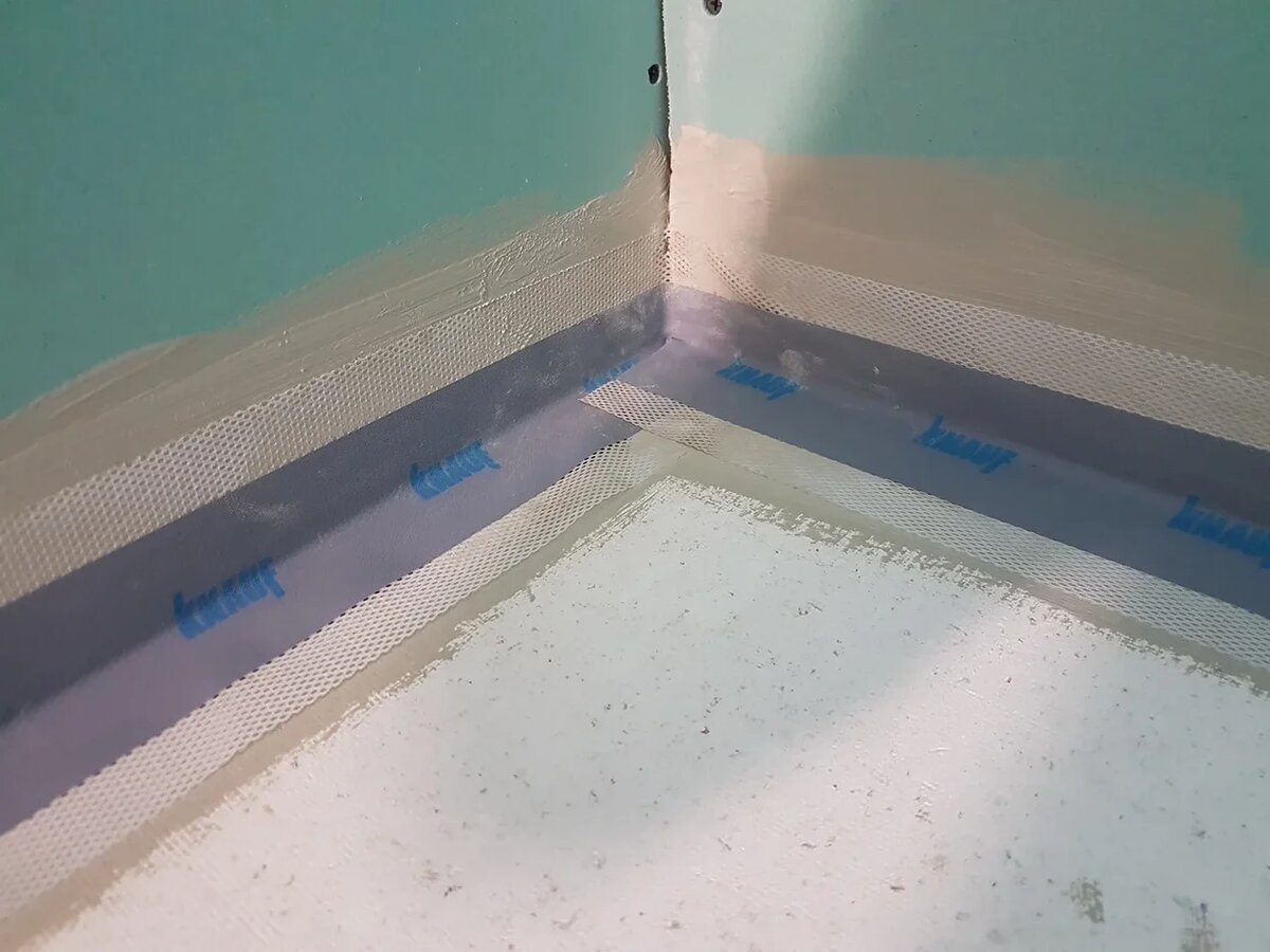 Гидроизоляция ванной комнаты под плитку: что лучше, нужна ли она?