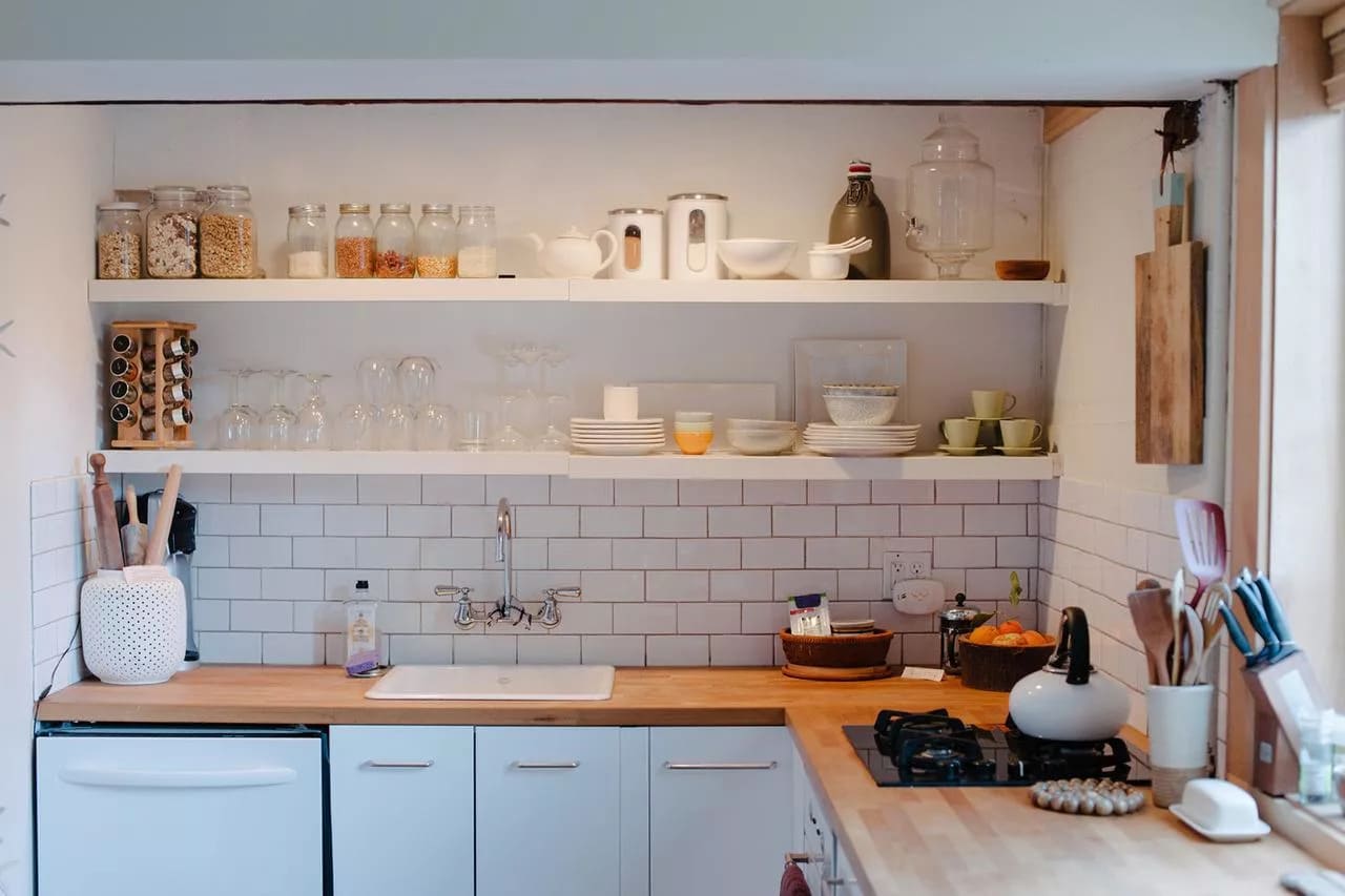 Мало места на кухне – как решить эту проблему