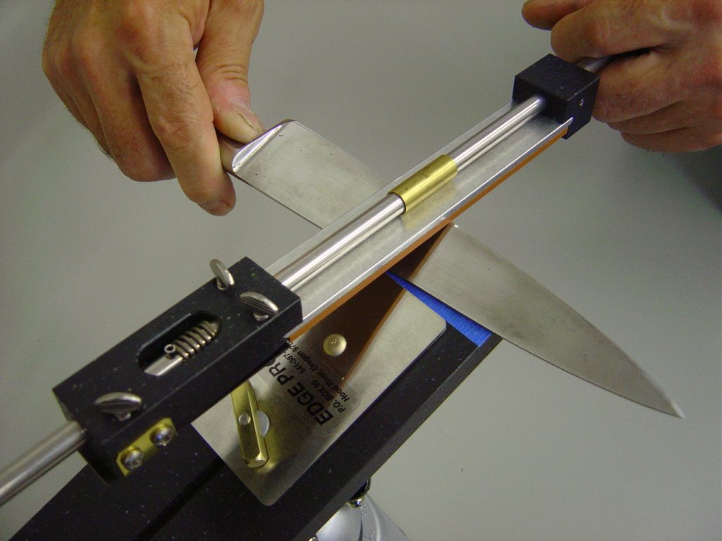 Как правильно наточить нож в домашних условиях