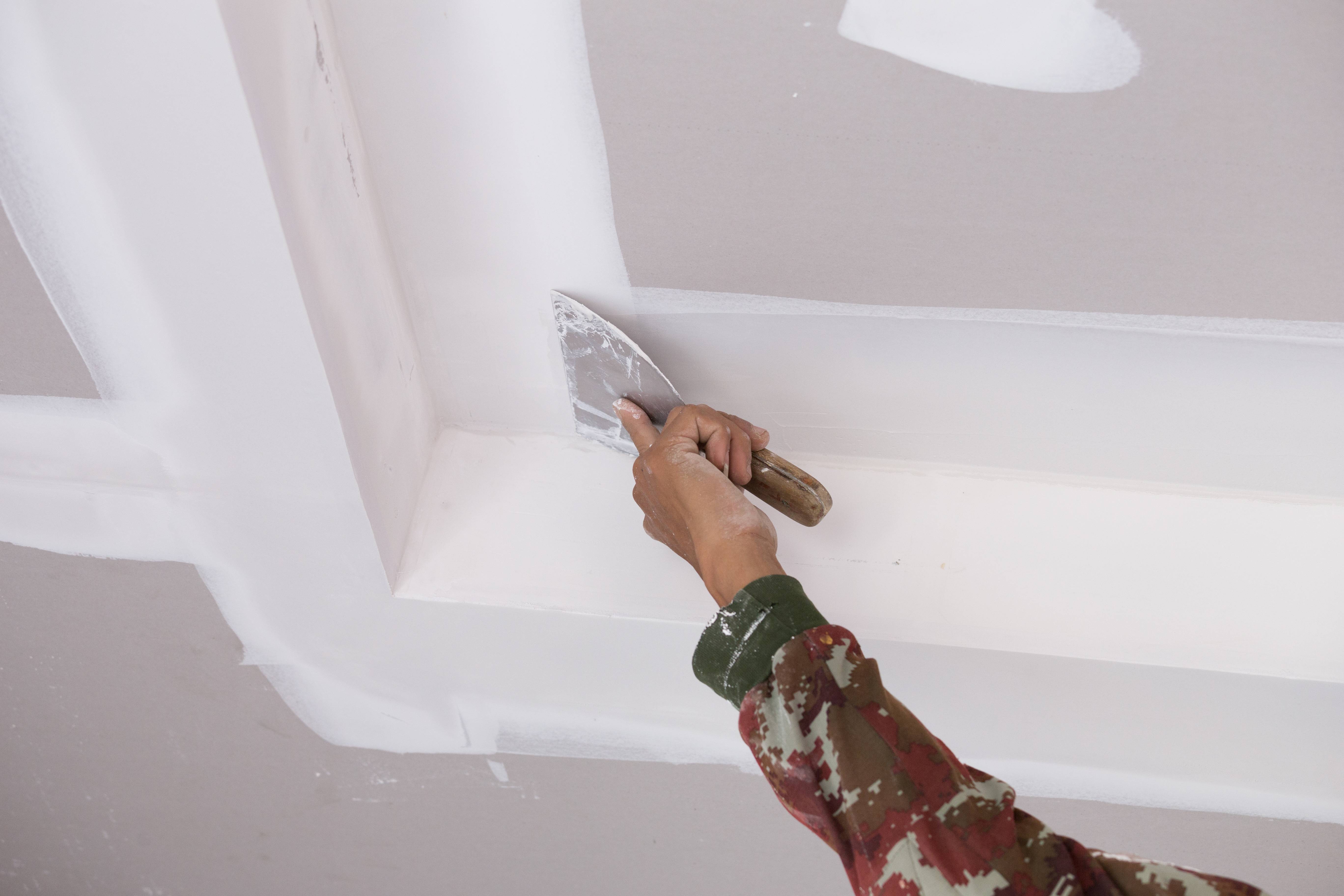 Выравнивание стен под покраску: пошаговая инструкция
