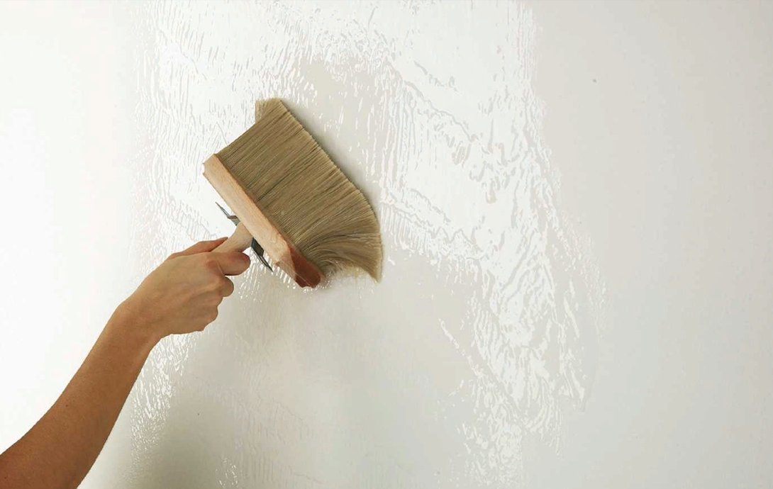 Грунтовка стен под покраску - выбор состава и его нанесение