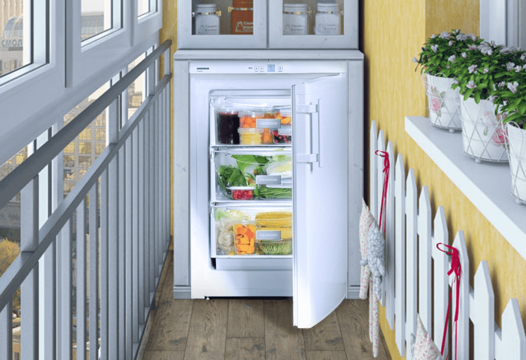 Можно ли ставить холодильник на балконе зимой и летом
