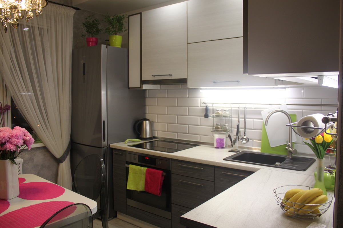 кухня 6 метров варианты дизайна с холодильником
