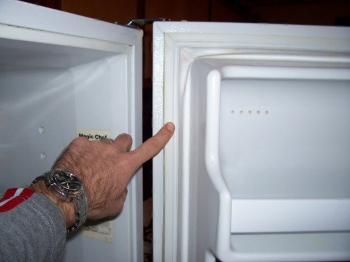 Как заменить уплотнитель на холодильнике. Уплотнитель двери холодильника Дэу Электроникс. Уплотнитель холодильника rl23fscw. Уплотнитель дверей для холодильника Атлант. Уплотнитель для морозильной камеры Атлант.