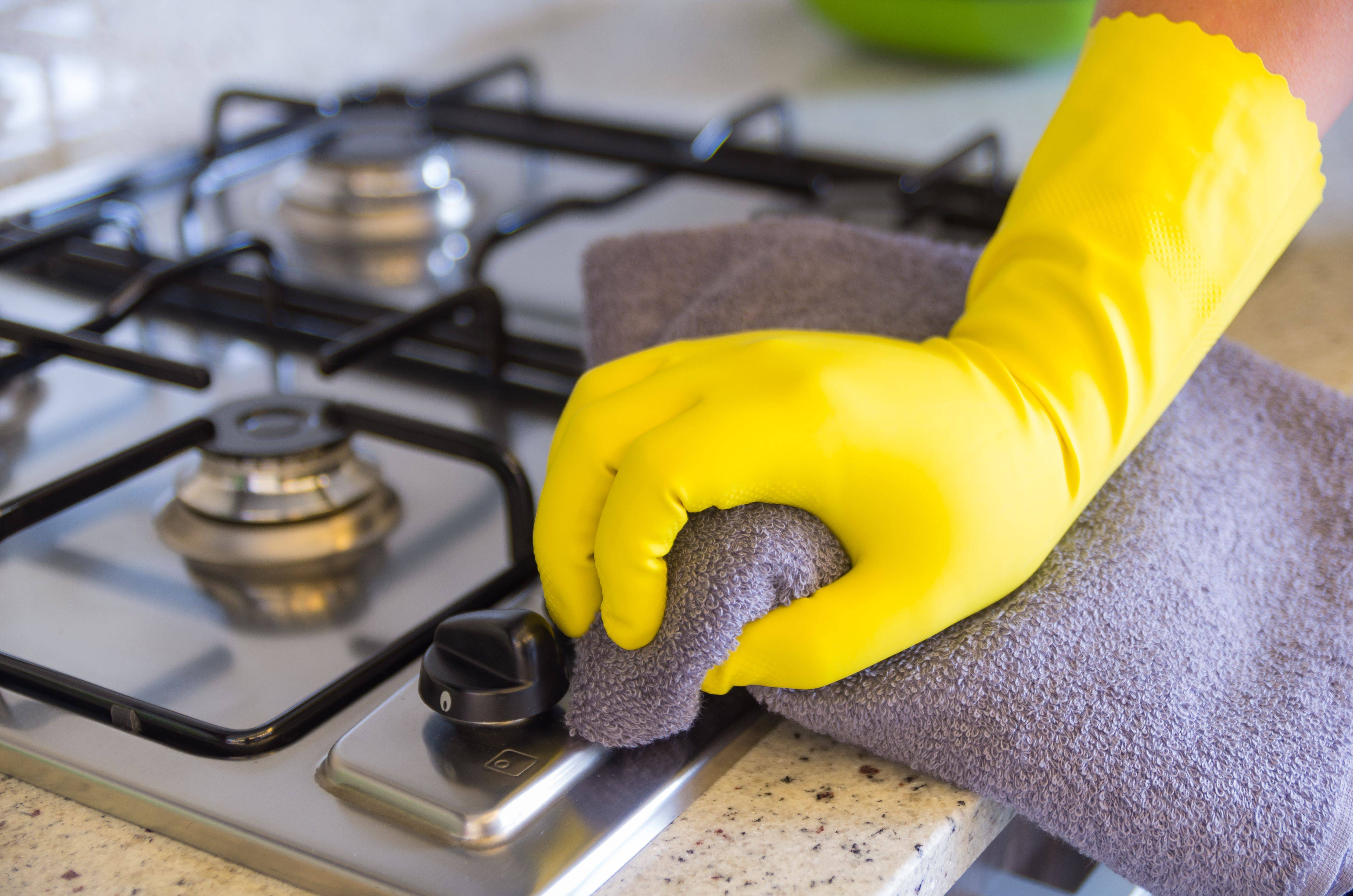 Как чистить и чем отмыть индукционную плиту и варочную панель