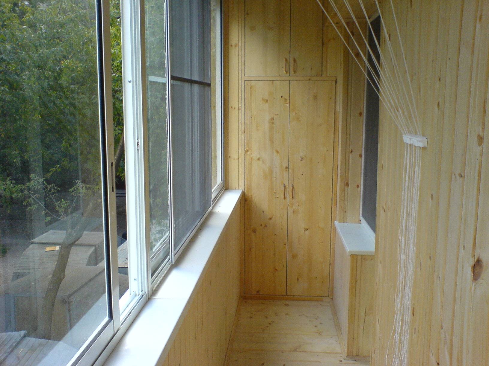 Отделка балкона пластиковыми панелями (пвх) своими руками внутри: пошаговая инструкция и фото оформления
