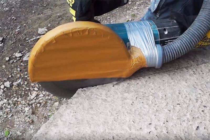 Резка бетона без пыли: как пилить болгаркой своими руками