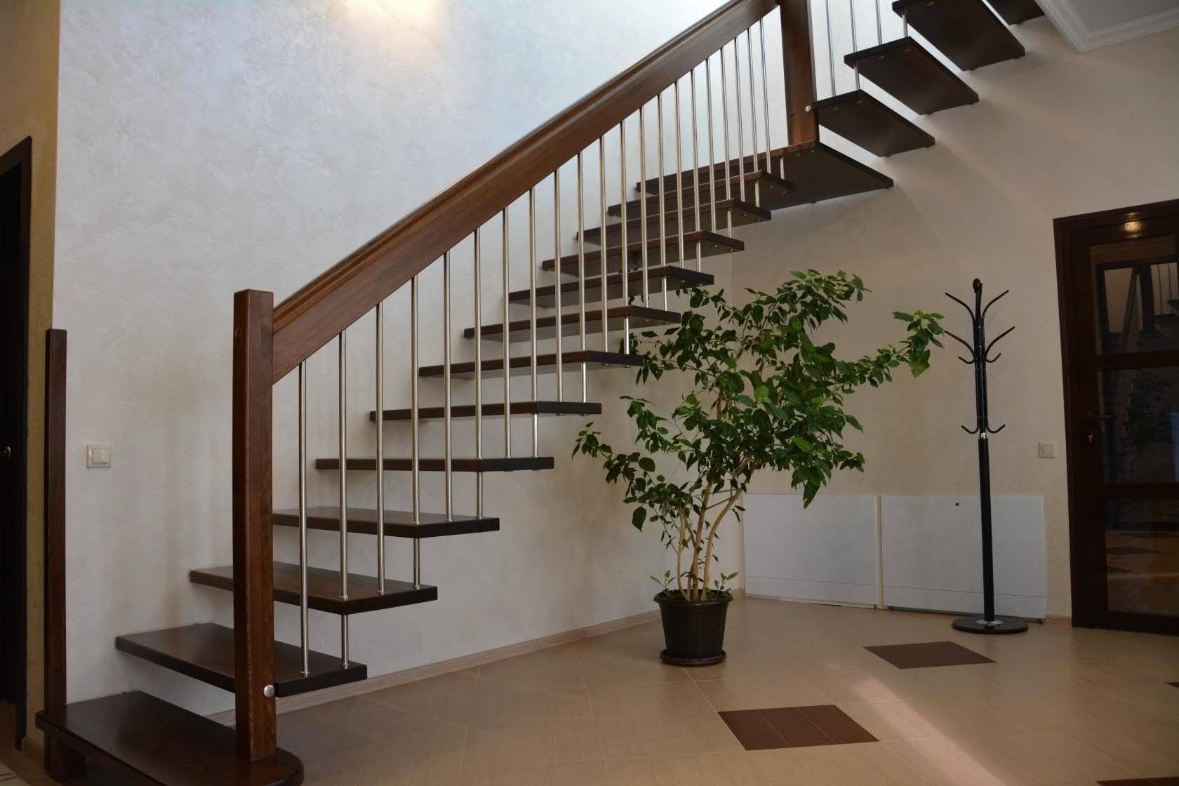 Лестница на второй этаж [120 фото]+варианты оформления 2019