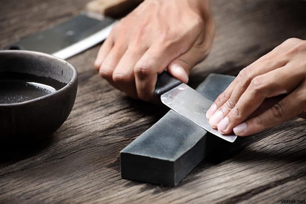 Как заточить нож правильно в домашних условиях бруском и точилкой