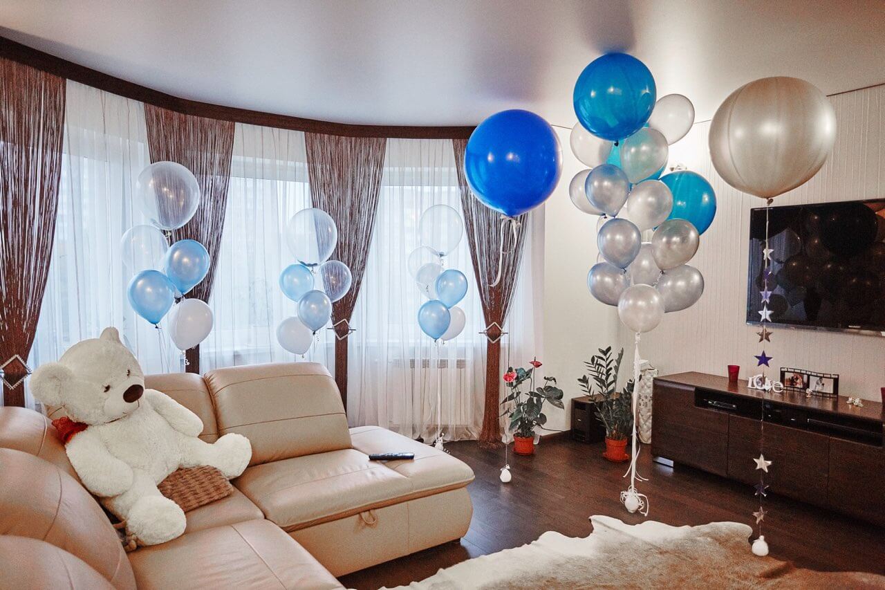 украсить комнату на день рождения мальчику шарами