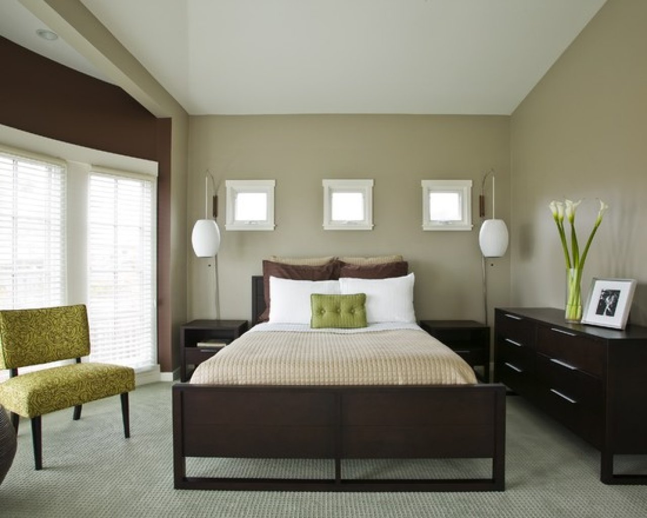 Определение цвета стен в спальне: 5 критериев выбора