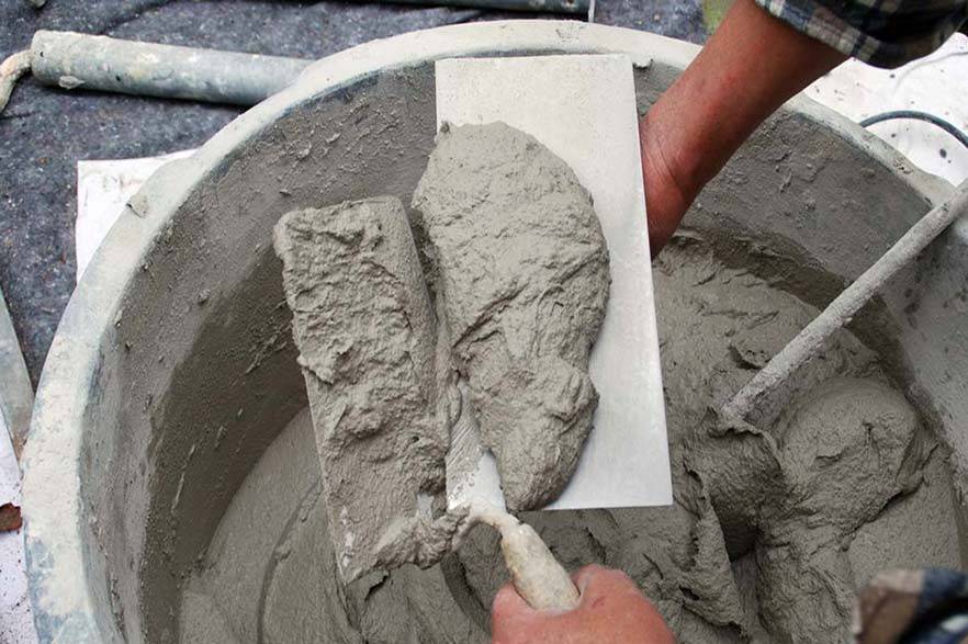 Глиняная штукатурка: пропорции глины и песка для приготовления раствора своими руками, состав смеси для оштукатуривания стен, ее теплопроводность, паропроницаемость и др