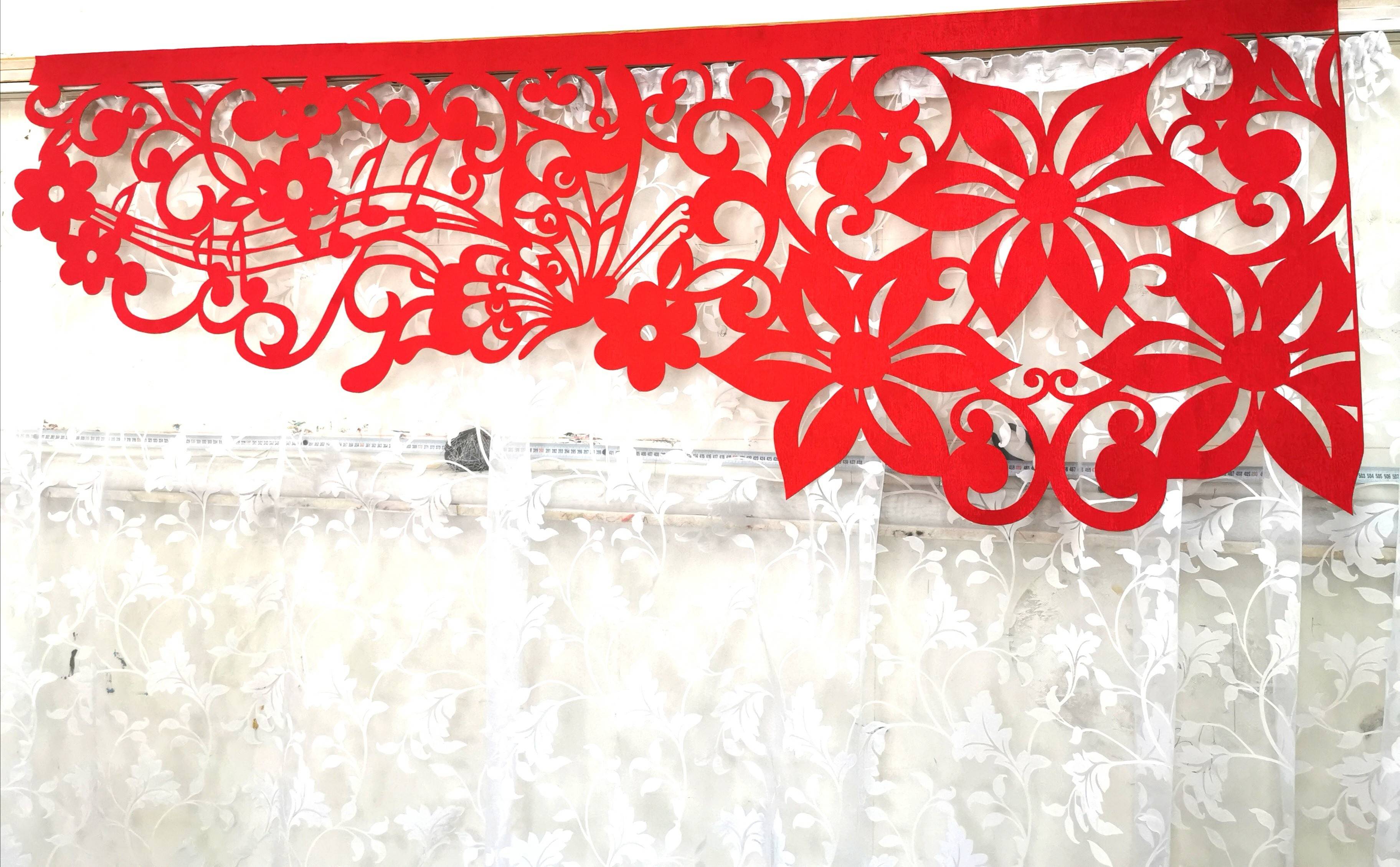 Жесткий ламбрекен (50 фото): шторы для зала с бандо, ткань, как сделать, своими руками, видео