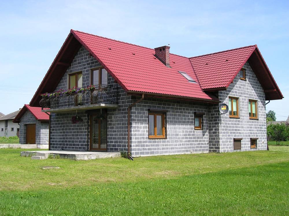Дом из шлакоблока: плюсы и минусы, кладка и размеры, укладка своими руками