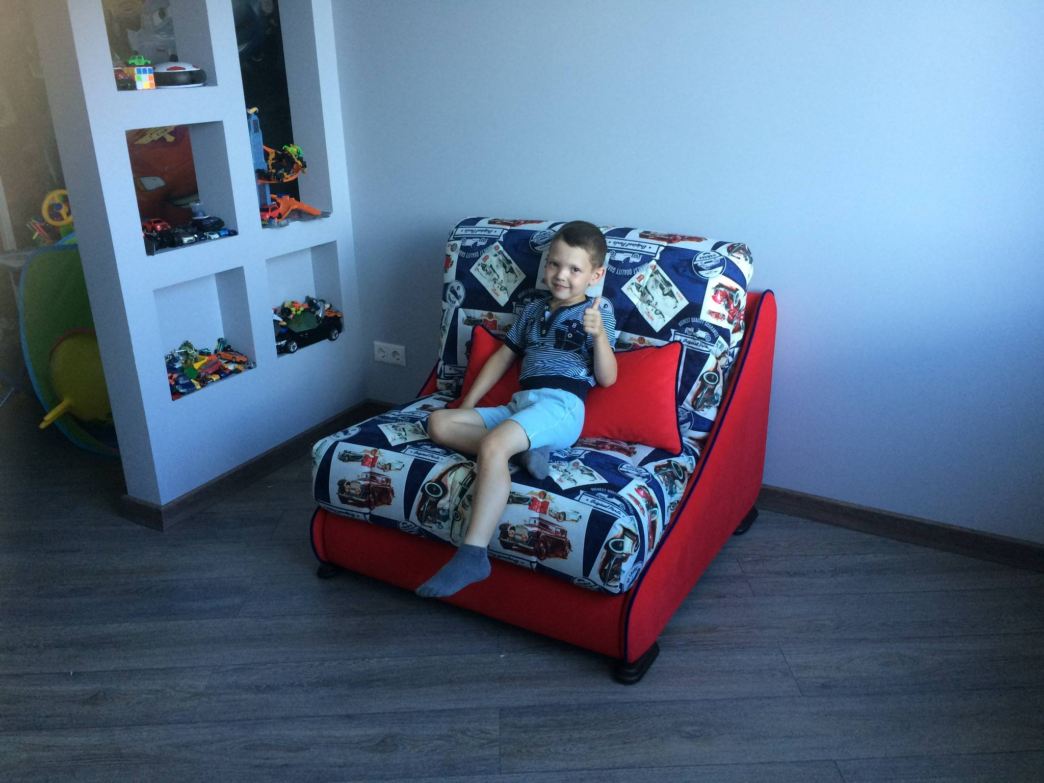 Детские диваны: 35 фото современных моделей в интерьере