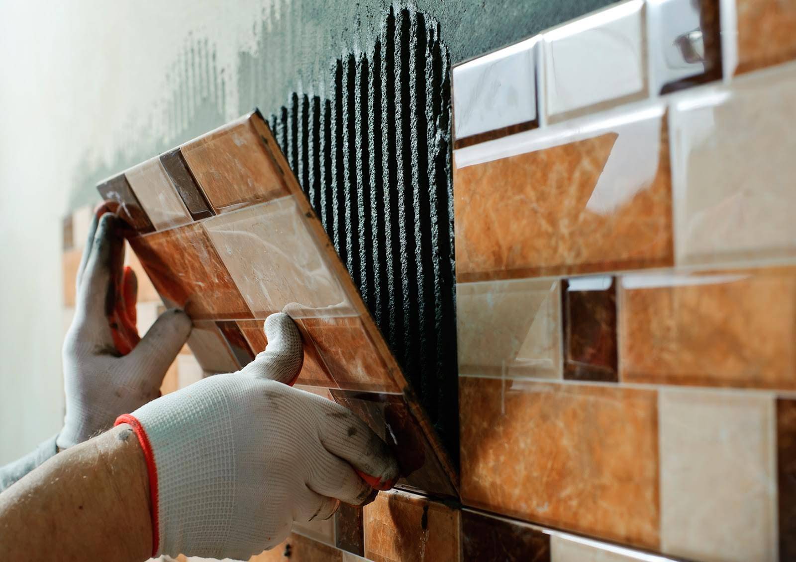 Облицовка стен керамической и глазурованной плиткой - все о строительстве, инструментах и товарах для дома