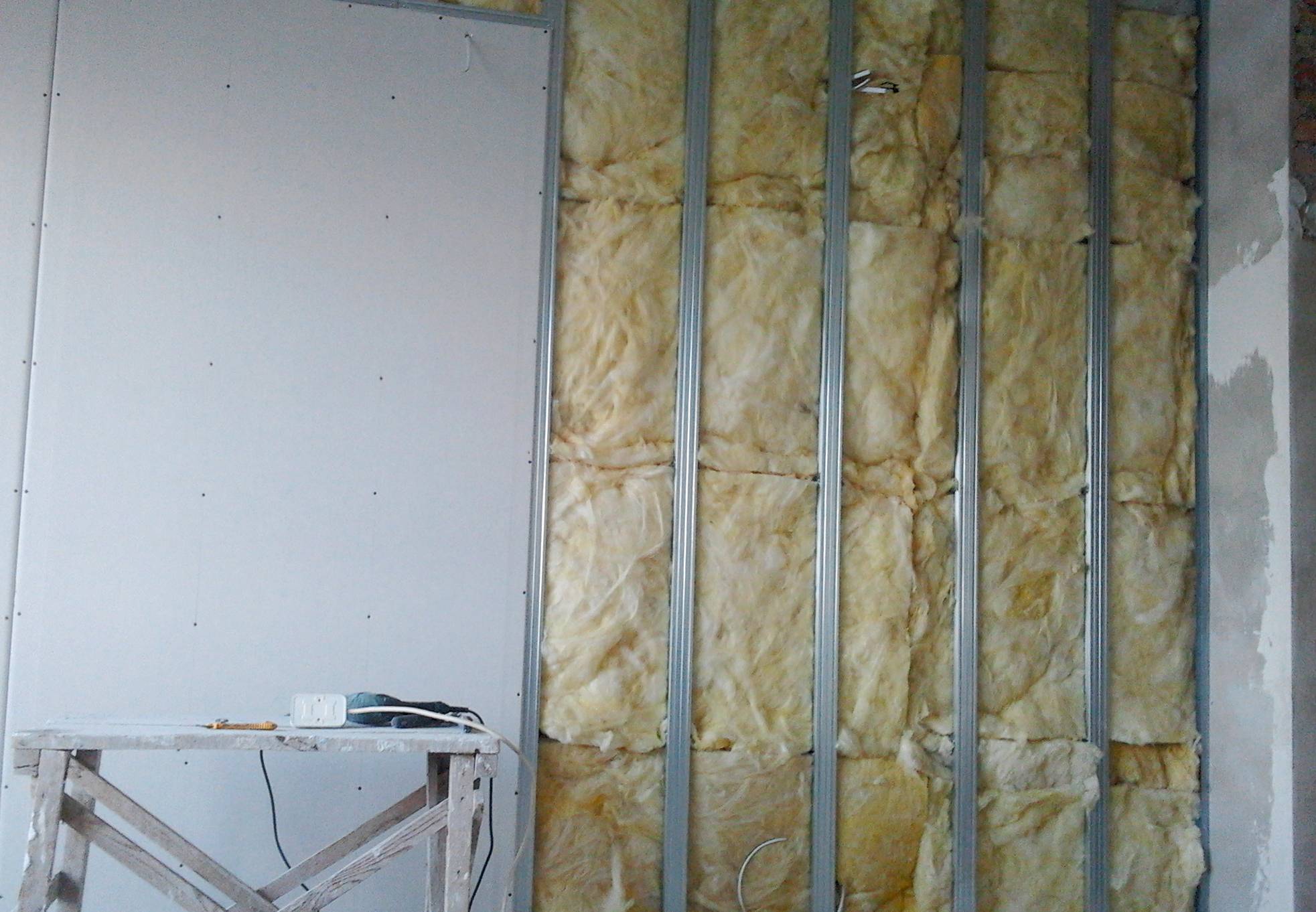 Все существующие способы монтажа стены из гипсокартона в вашем доме: идеальные примеры для совершенных интерьеров