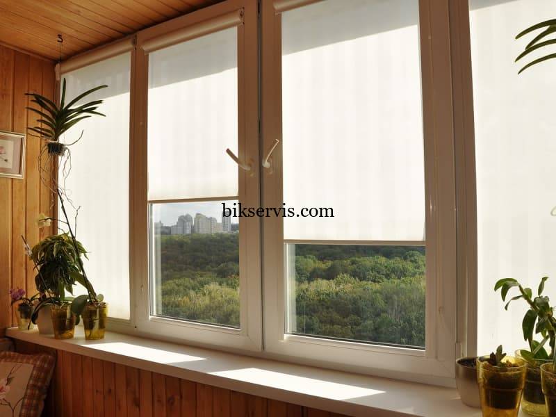 Как выбрать рулонные шторы: размеры на пластиковые окна