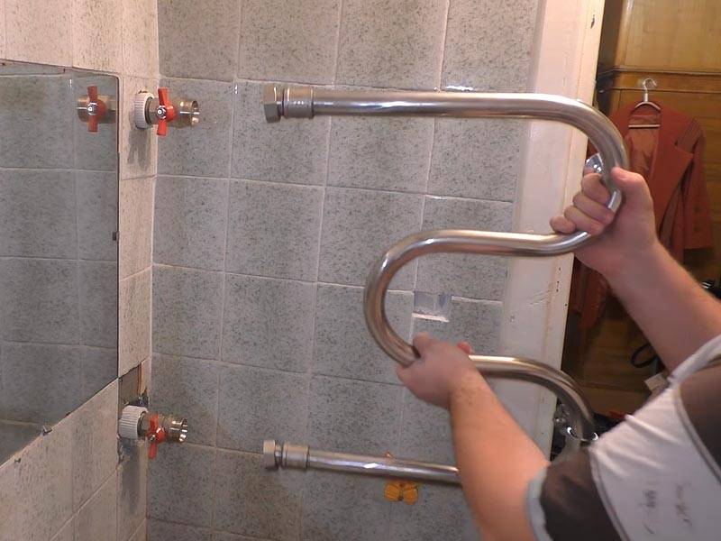 Замена полотенцесушителя в ванной комнате: подключение и монтаж