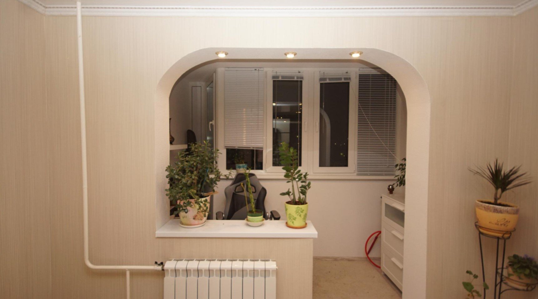Кухня, совмещенная с балконом или лоджией: фото удачного дизайна, советы по объединению