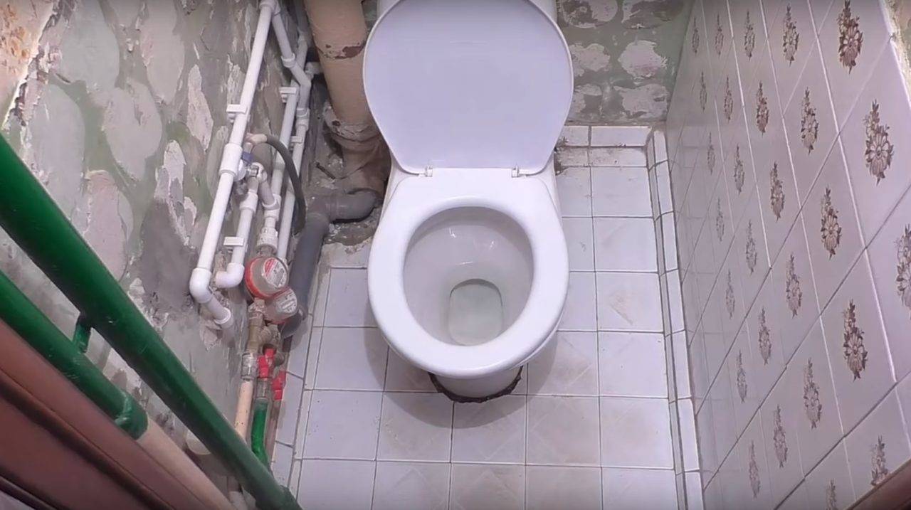 Как сделать недорогой ремонт туалета