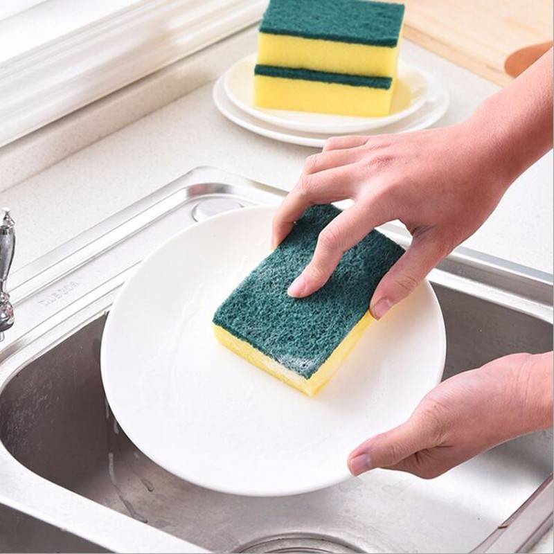 Необычные способы использования кухонной губки