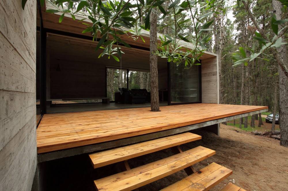 Casa mar azul: a luxury container home in puerto rico