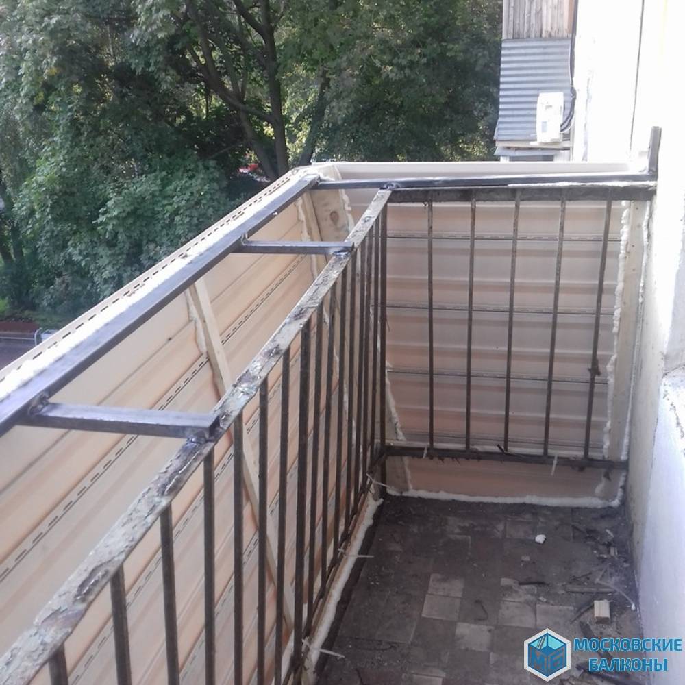 Отделка балкона сайдингом. как обшить балкон сайдингом своими руками. пошаговый процесс с фото и видео
