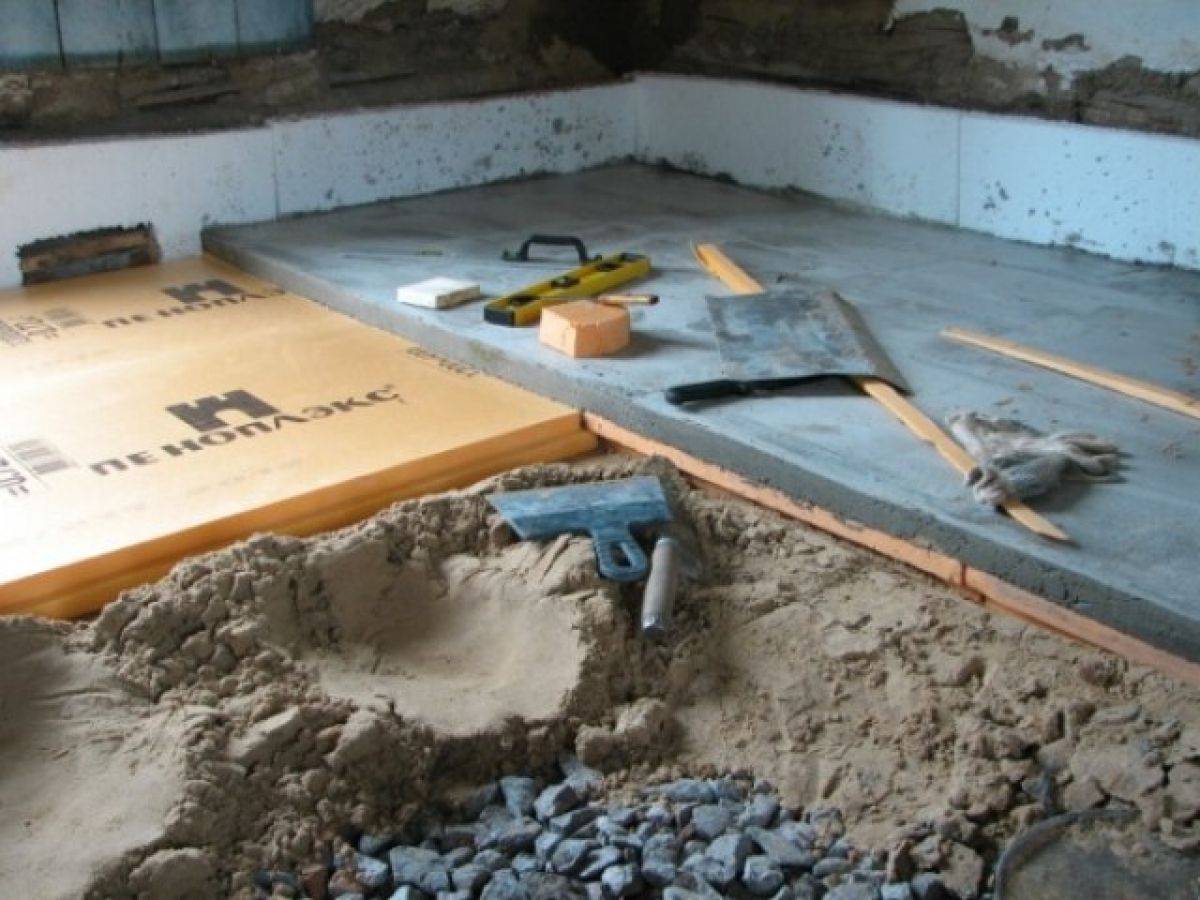 Варианты подготовки оснований под теплый пол: сухая и полусухая стяжка, по грунту, настильный способ и в бетонное основание